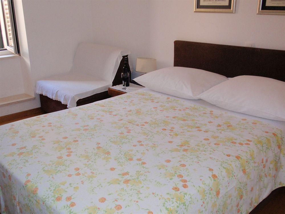Malena Palace Experience Split Buitenkant foto